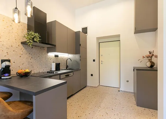 Polai Park Apartment